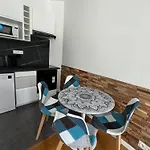 Appartement 2- Cosy One Bedroom 2-4p, Located Place Nationale *
