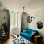 2- Cosy One Bedroom 2-4p, Located Place Nationale Appartement *