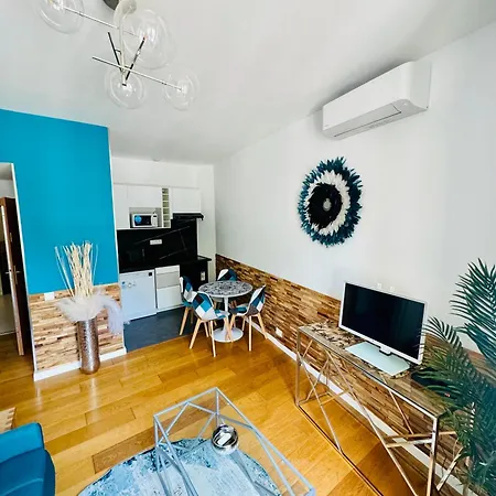 Appartement 2- Cosy One Bedroom 2-4p, Located Place Nationale *