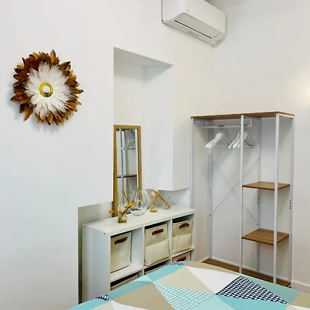 Apartmán 2- Cosy One Bedroom 2-4p, Located Place Nationale Antibes
